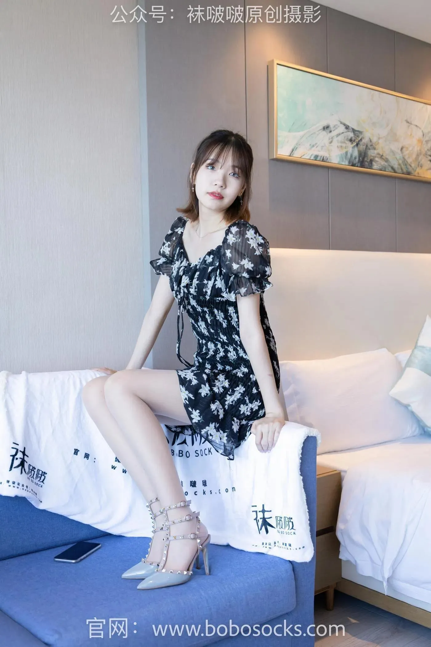 [BoBoSocks袜啵啵]NO.145 小甜豆-华伦天奴高跟鞋、肉丝 [136P]插图5